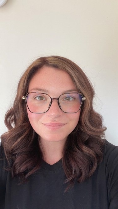 Headshot of Emma