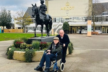 Care Expert and Customer at Ascot Racecourse