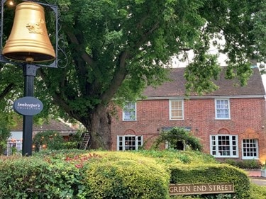 Compassionate care tailored to families in Aston Clinton