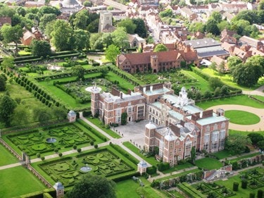 Hatfield house 3