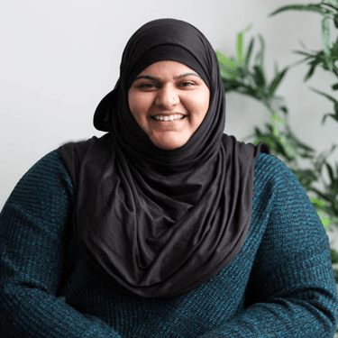 zara nisa headshot