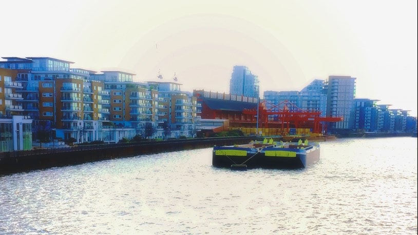 Wandsworth Bridge Content text media widget